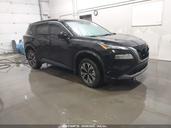 5N1BT3BA8NC695613 2022 NISSAN ROGUE - Image 1