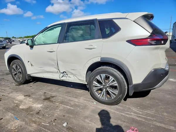 5N1BT3BA8NC710773 2022 NISSAN ROGUE - Image 2