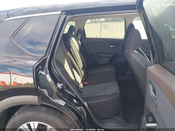 5N1BT3BA8PC790501 2023 NISSAN ROGUE - Image 8