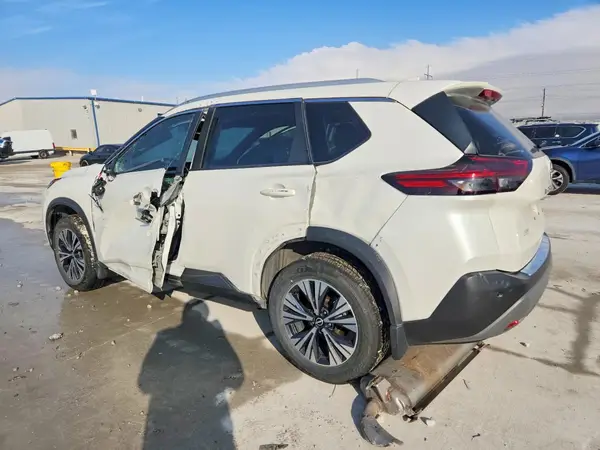 5N1BT3BA8PC810343 2023 NISSAN ROGUE - Image 2