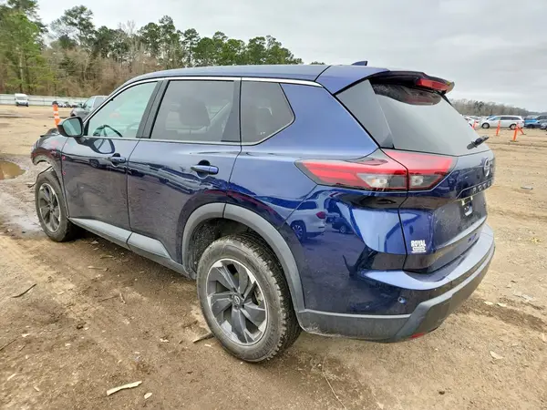 5N1BT3BA8RC671124 2024 NISSAN ROGUE - Image 2