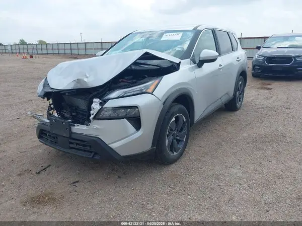 5N1BT3BA8RC677554 2024 NISSAN ROGUE - Image 2