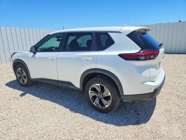 5N1BT3BA8RC699120 2024 NISSAN ROGUE - Image 2