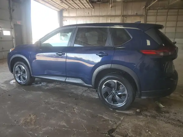 5N1BT3BA8RC703697 2024 NISSAN ROGUE - Image 2