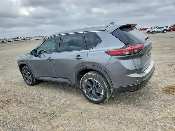 5N1BT3BA8RC719043 2024 NISSAN ROGUE - Image 2