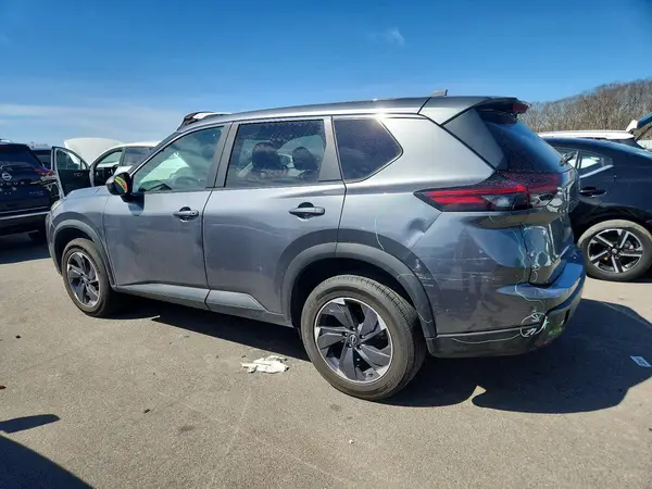 5N1BT3BA8RC748557 2024 NISSAN ROGUE - Image 2