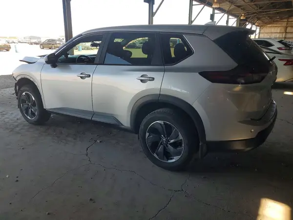 5N1BT3BA8RC753340 2024 NISSAN ROGUE - Image 2
