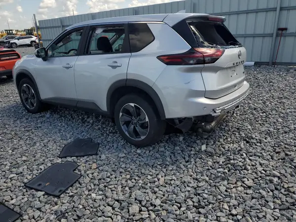 5N1BT3BA8RC754410 2024 NISSAN ROGUE - Image 2