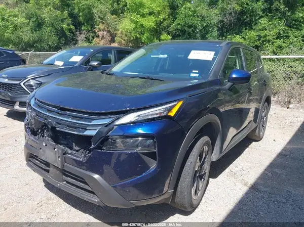 5N1BT3BA8SC815552 2025 NISSAN ROGUE - Image 2