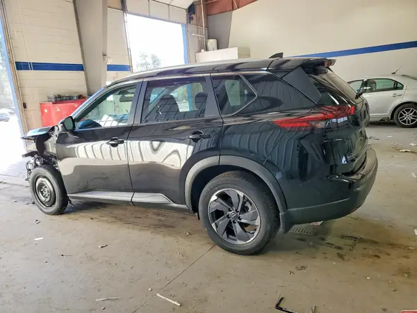 5N1BT3BA8SC864380 2025 NISSAN ROGUE - Image 2