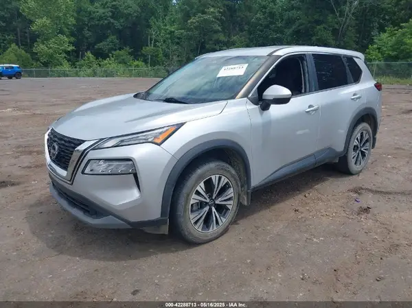 5N1BT3BA9NC687584 2022 NISSAN ROGUE - Image 2