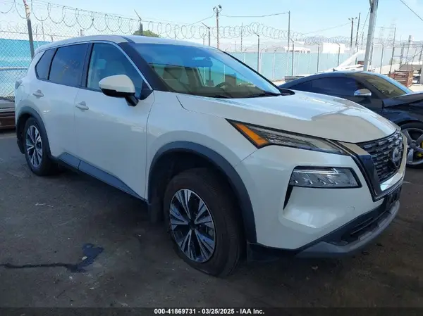 5N1BT3BA9NC729669 2022 NISSAN ROGUE - Image 1