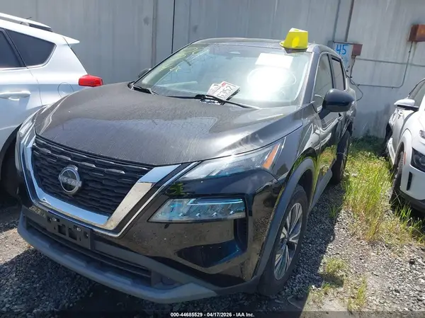 5N1BT3BA9PC772279 2023 NISSAN ROGUE - Image 2