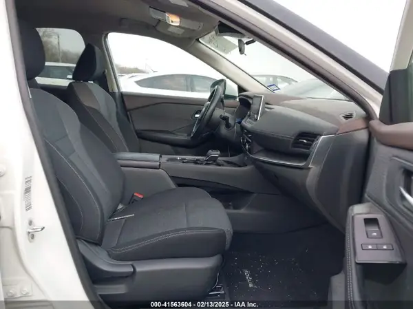 5N1BT3BA9PC790409 2023 NISSAN ROGUE - Image 1