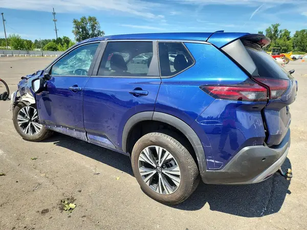 5N1BT3BA9PC843027 2023 NISSAN ROGUE - Image 2