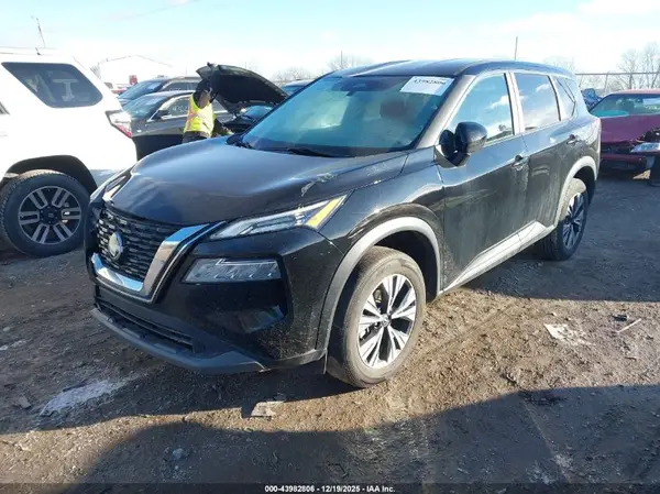 5N1BT3BA9PC844498 2023 NISSAN ROGUE - Image 2