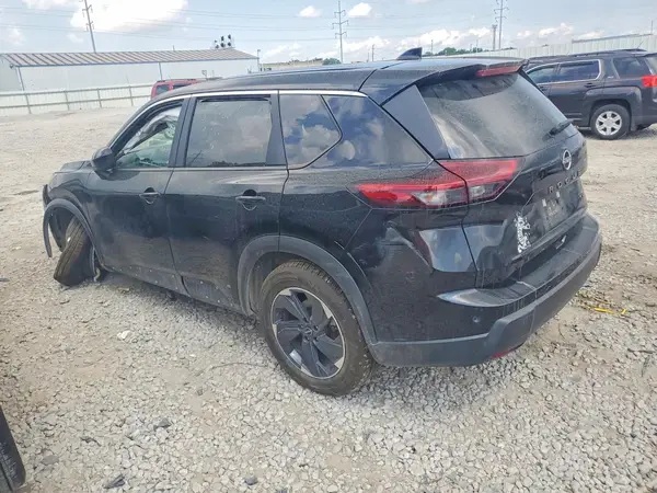 5N1BT3BA9RC689017 2024 NISSAN ROGUE - Image 2