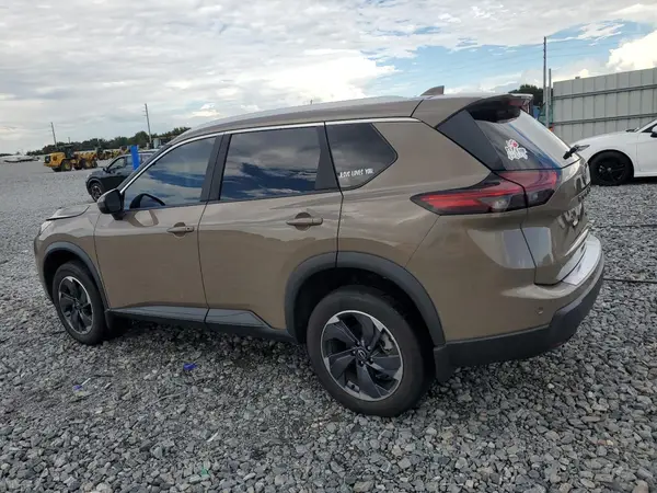 5N1BT3BA9RC727717 2024 NISSAN ROGUE - Image 2