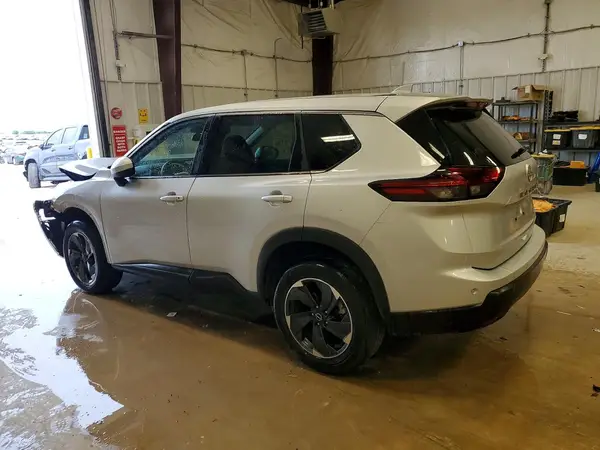 5N1BT3BA9SC778351 2025 NISSAN ROGUE - Image 2
