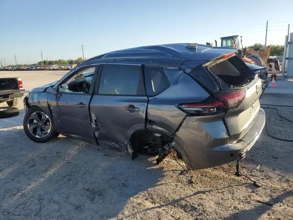 5N1BT3BA9SC788765 2025 NISSAN ROGUE - Image 2