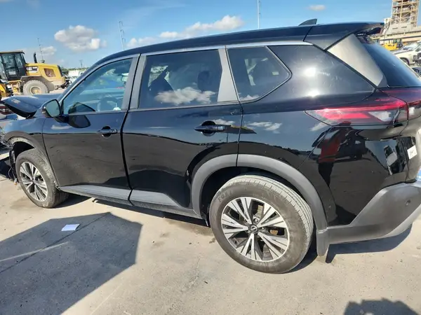 5N1BT3BAXNC672253 2022 NISSAN ROGUE - Image 2
