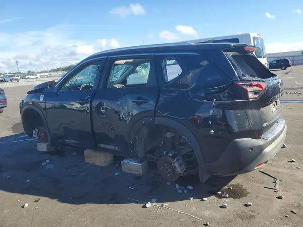 5N1BT3BAXNC718812 2022 NISSAN ROGUE - Image 2