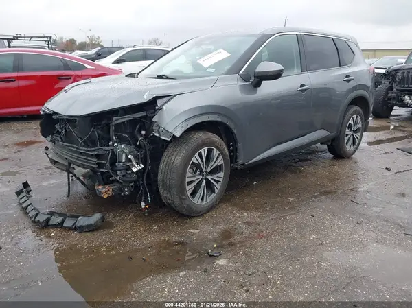 5N1BT3BAXPC692909 2023 NISSAN ROGUE - Image 2