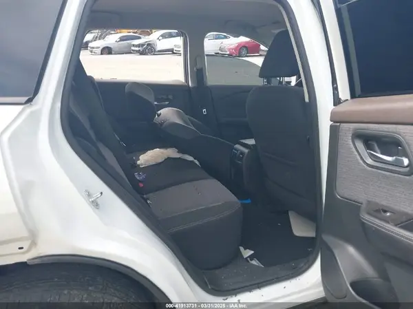 5N1BT3BAXPC865800 2023 NISSAN ROGUE - Image 8
