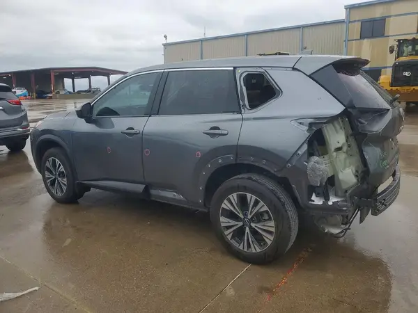5N1BT3BAXPC875453 2023 NISSAN ROGUE - Image 2