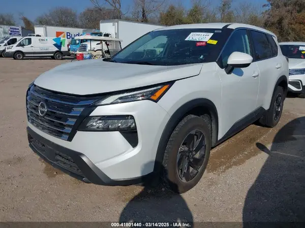 5N1BT3BAXRC677037 2024 NISSAN ROGUE - Image 2