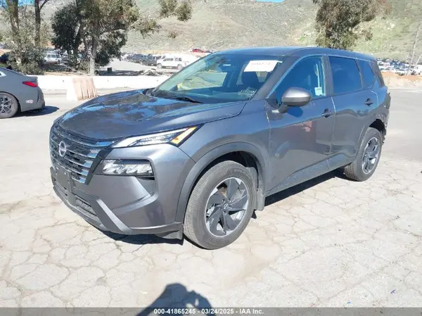 5N1BT3BAXRC734515 2024 NISSAN ROGUE - Image 2