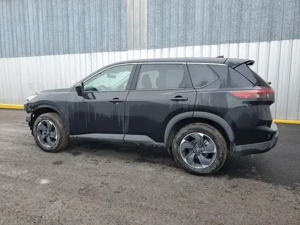 5N1BT3BAXRC749421 2024 NISSAN ROGUE - Image 2