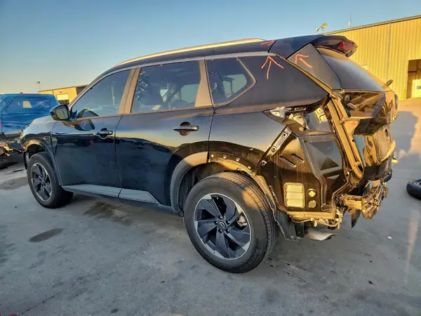 5N1BT3BAXSC766127 2025 NISSAN ROGUE - Image 2