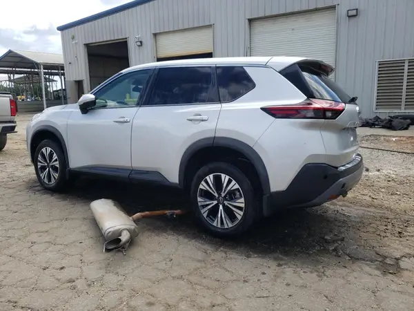 5N1BT3BB0NC672058 2022 NISSAN ROGUE - Image 2