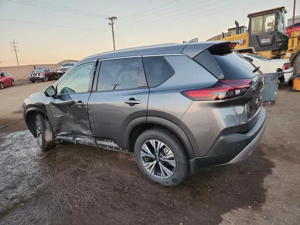 5N1BT3BB0NC728175 2022 NISSAN ROGUE - Image 2