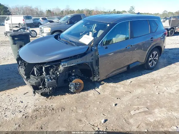 5N1BT3BB0PC899947 2023 NISSAN ROGUE - Image 2