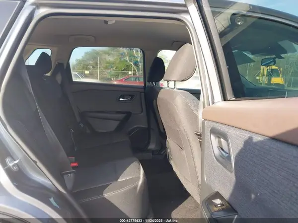 5N1BT3BB0PC947270 2023 NISSAN ROGUE - Image 8