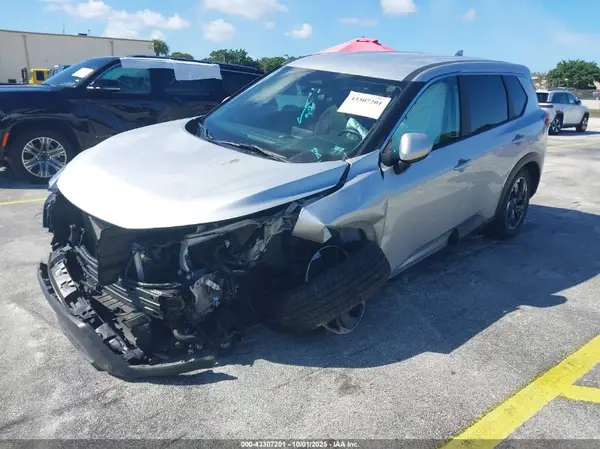 5N1BT3BB0RC701869 2024 NISSAN ROGUE - Image 2