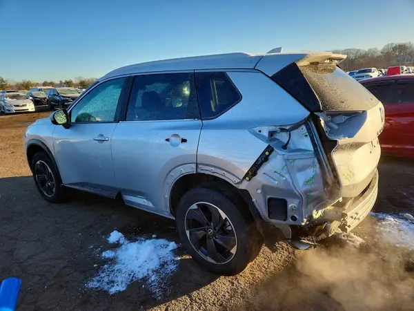 5N1BT3BB0RC736587 2024 NISSAN ROGUE - Image 2
