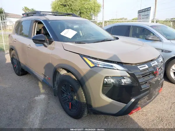 5N1BT3BB0SC789439 2025 NISSAN ROGUE - Image 1