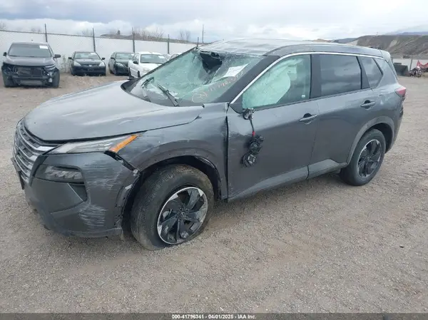 5N1BT3BB0SC808569 2025 NISSAN ROGUE - Image 2
