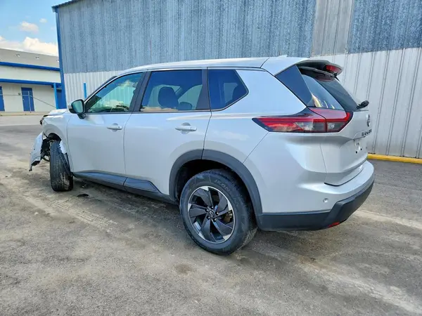 5N1BT3BB0SC820494 2025 NISSAN ROGUE - Image 2