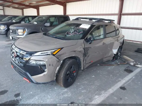 5N1BT3BB0SC826764 2025 NISSAN ROGUE - Image 2