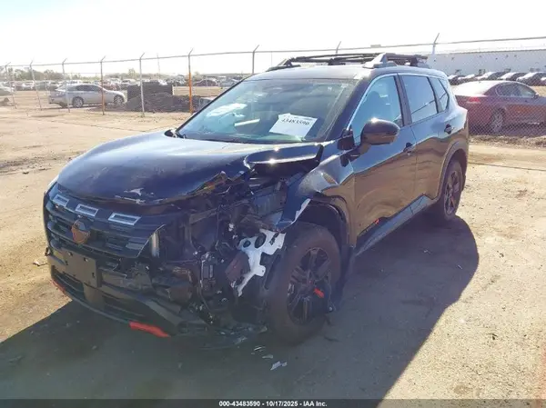5N1BT3BB0SC858582 2025 NISSAN ROGUE - Image 2