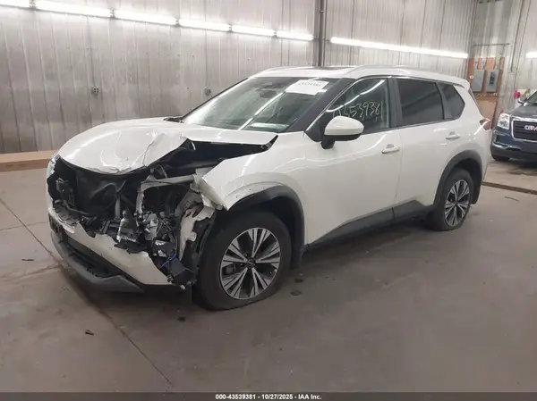 5N1BT3BB1PC767702 2023 NISSAN ROGUE - Image 2