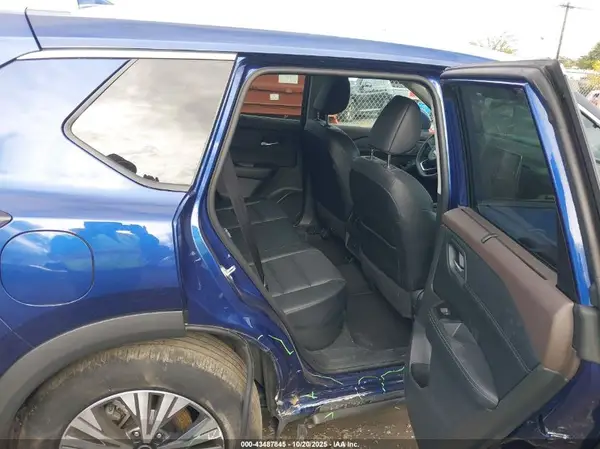 5N1BT3BB1PC839370 2023 NISSAN ROGUE - Image 8