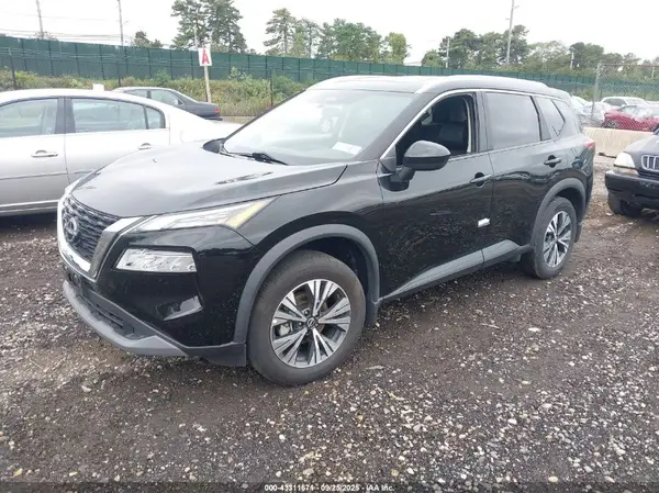5N1BT3BB1PC928016 2023 NISSAN ROGUE - Image 2