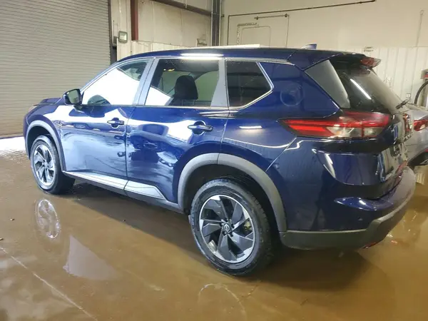 5N1BT3BB1RC688288 2024 NISSAN ROGUE - Image 2