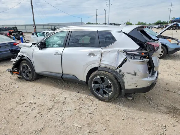 5N1BT3BB1RC710838 2024 NISSAN ROGUE - Image 2