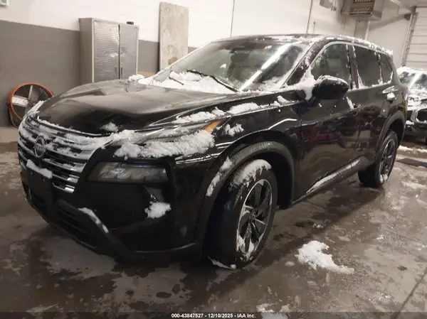 5N1BT3BB1RC757643 2024 NISSAN ROGUE - Image 2